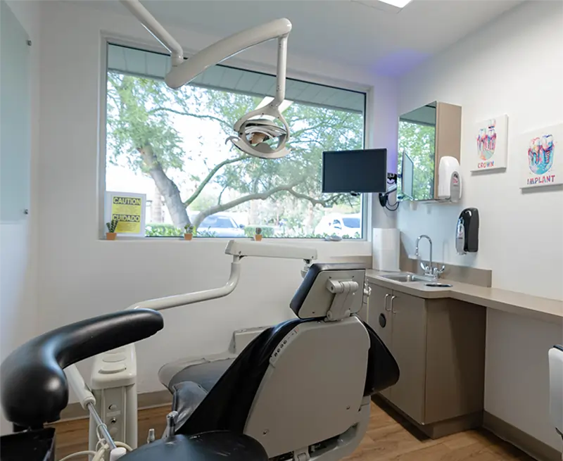 thomas dental phoenix az new patients happy family smiling