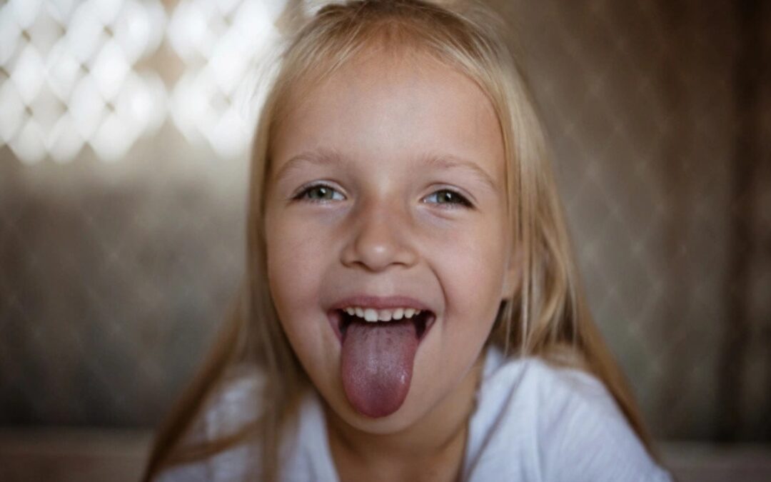 10 Causes of Black Spots on Tongue: When Should You Worry?