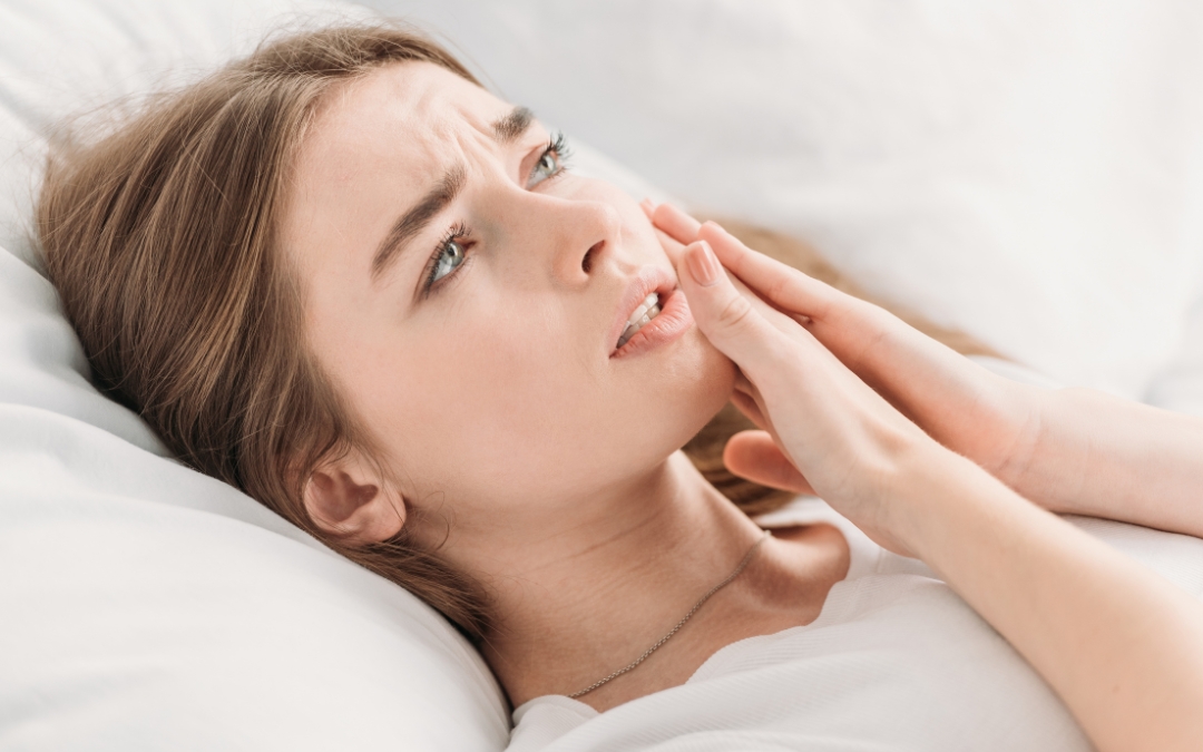 How To Sleep With A Toothache